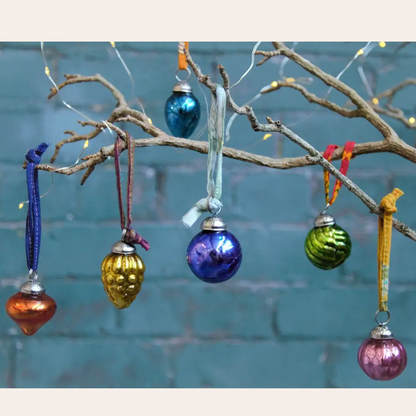 Ensemble de 6 boules en verre recyclé coloré