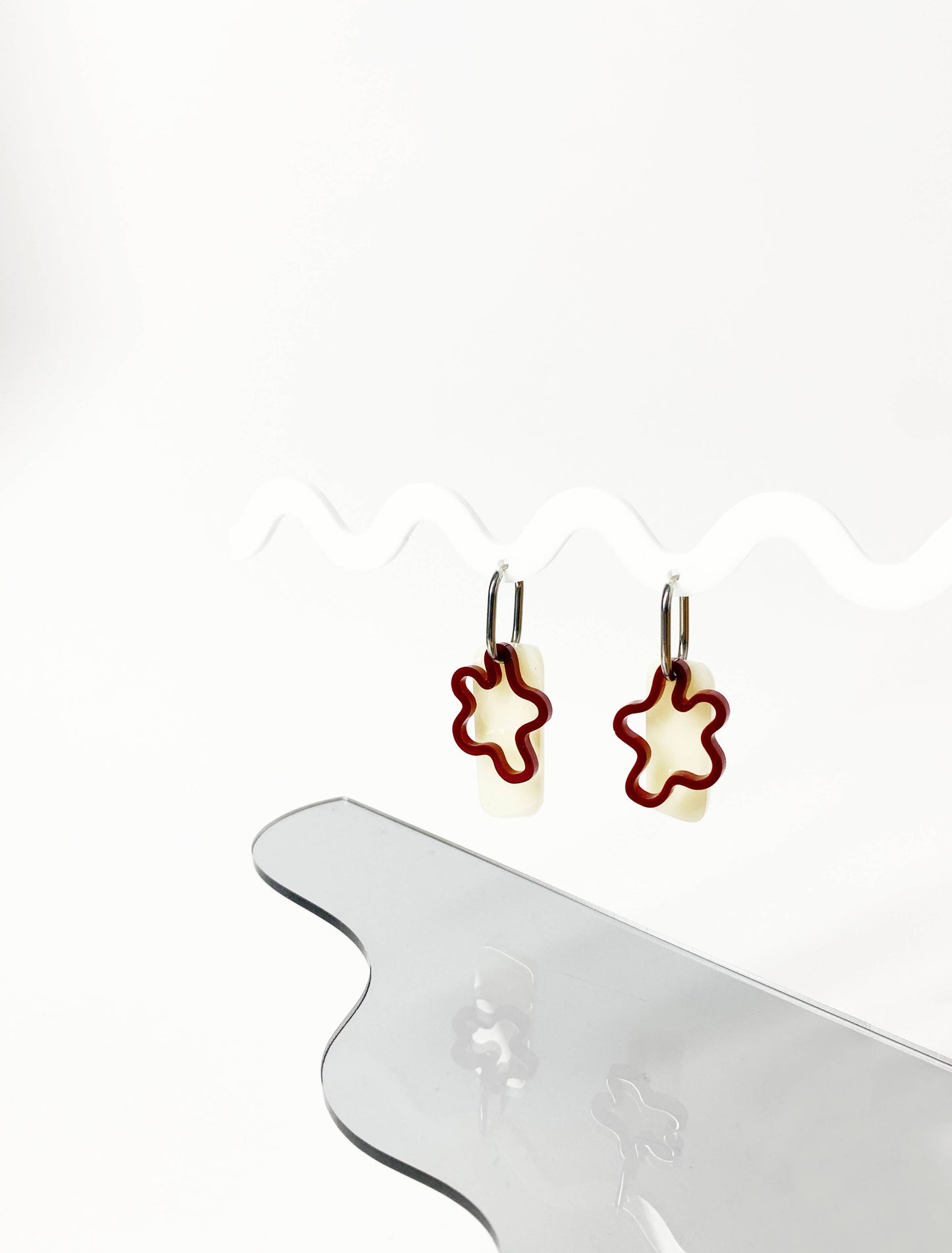 BLOODLINE Oorbellen van gerecycled plastic