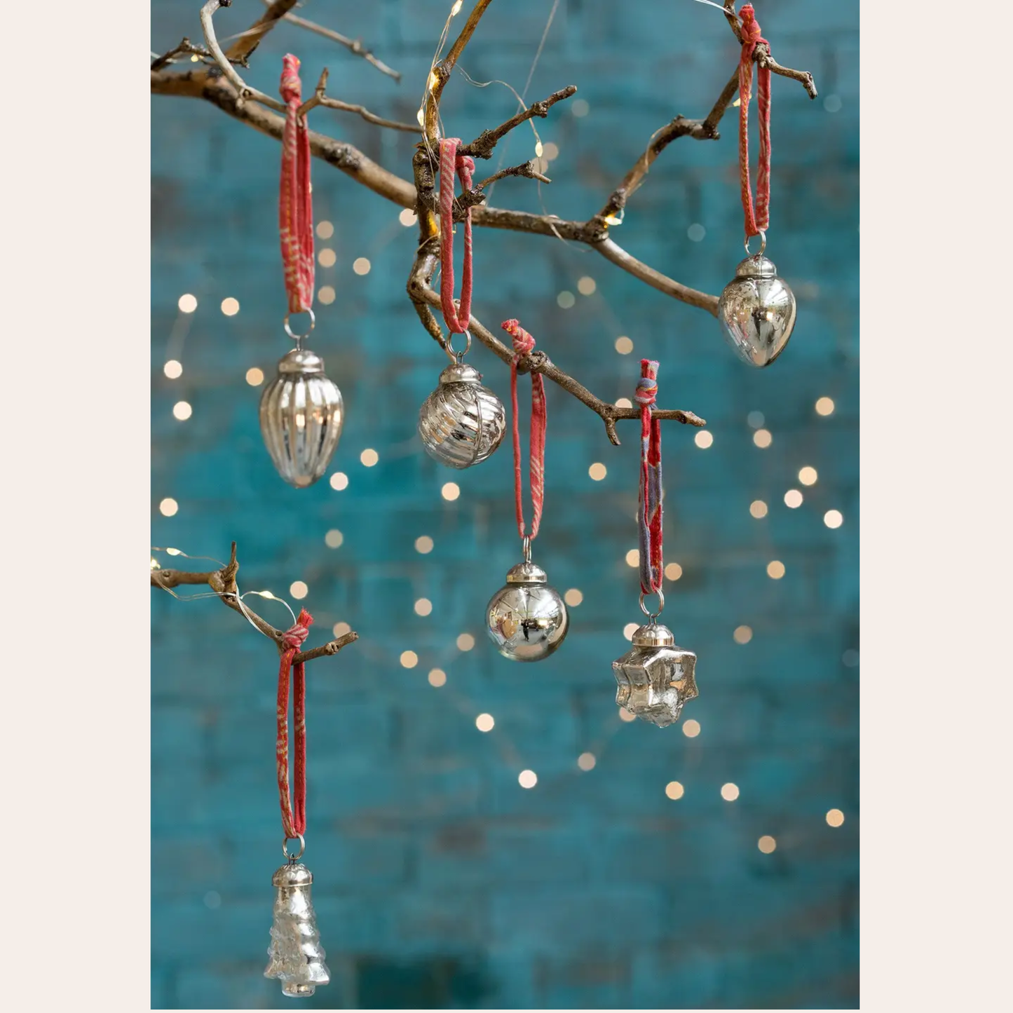 Set van 6 gerecyclede glazen bollen met zilveren afwerking